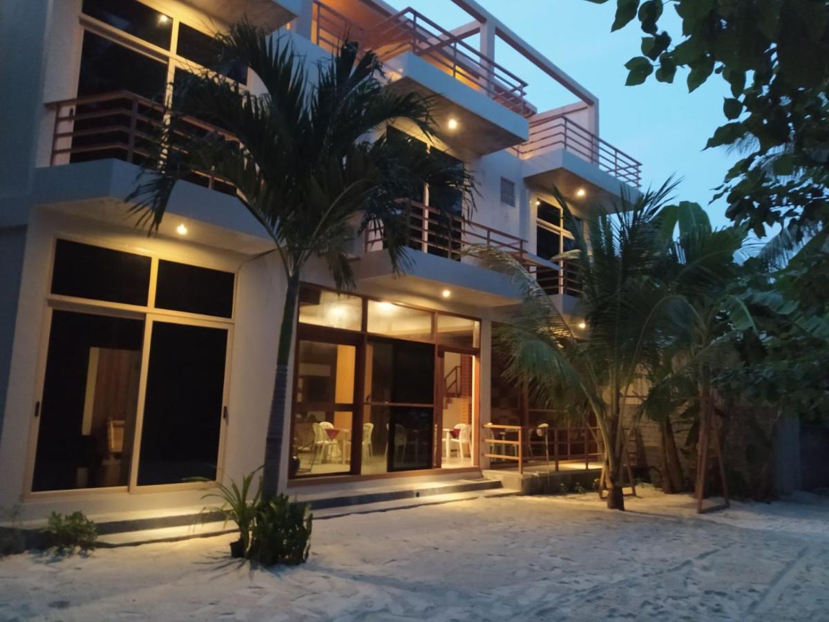 Finolhu Beach Guest House Феліду Екстер'єр фото