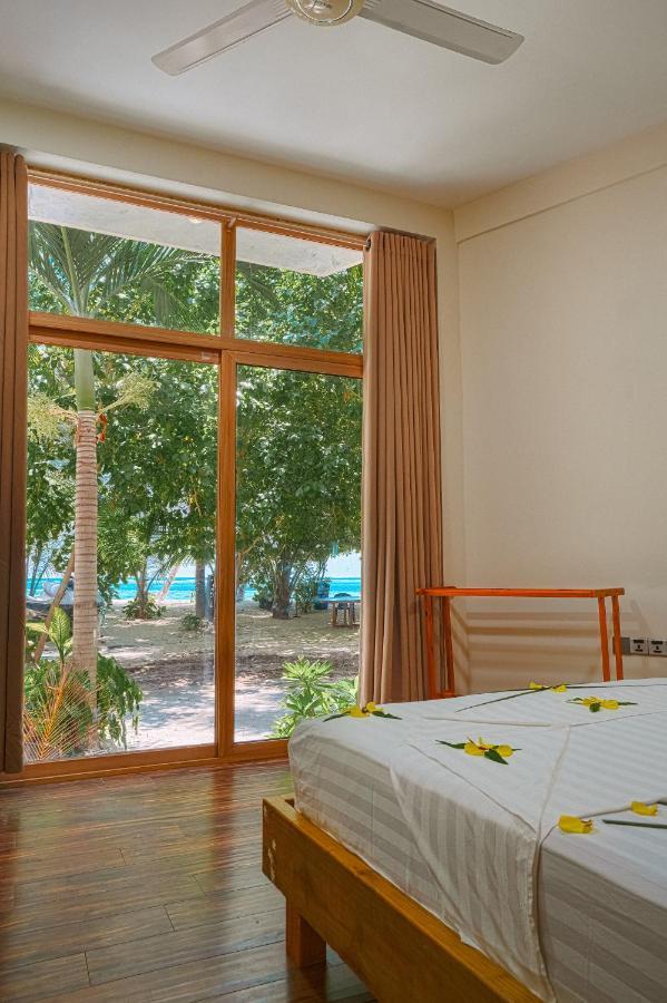 Finolhu Beach Guest House Феліду Екстер'єр фото