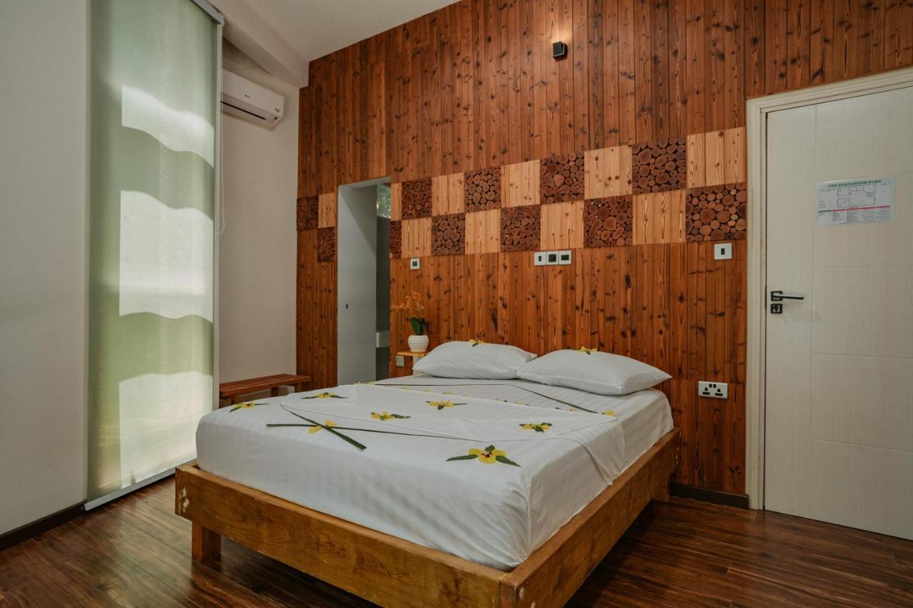 Finolhu Beach Guest House Феліду Екстер'єр фото