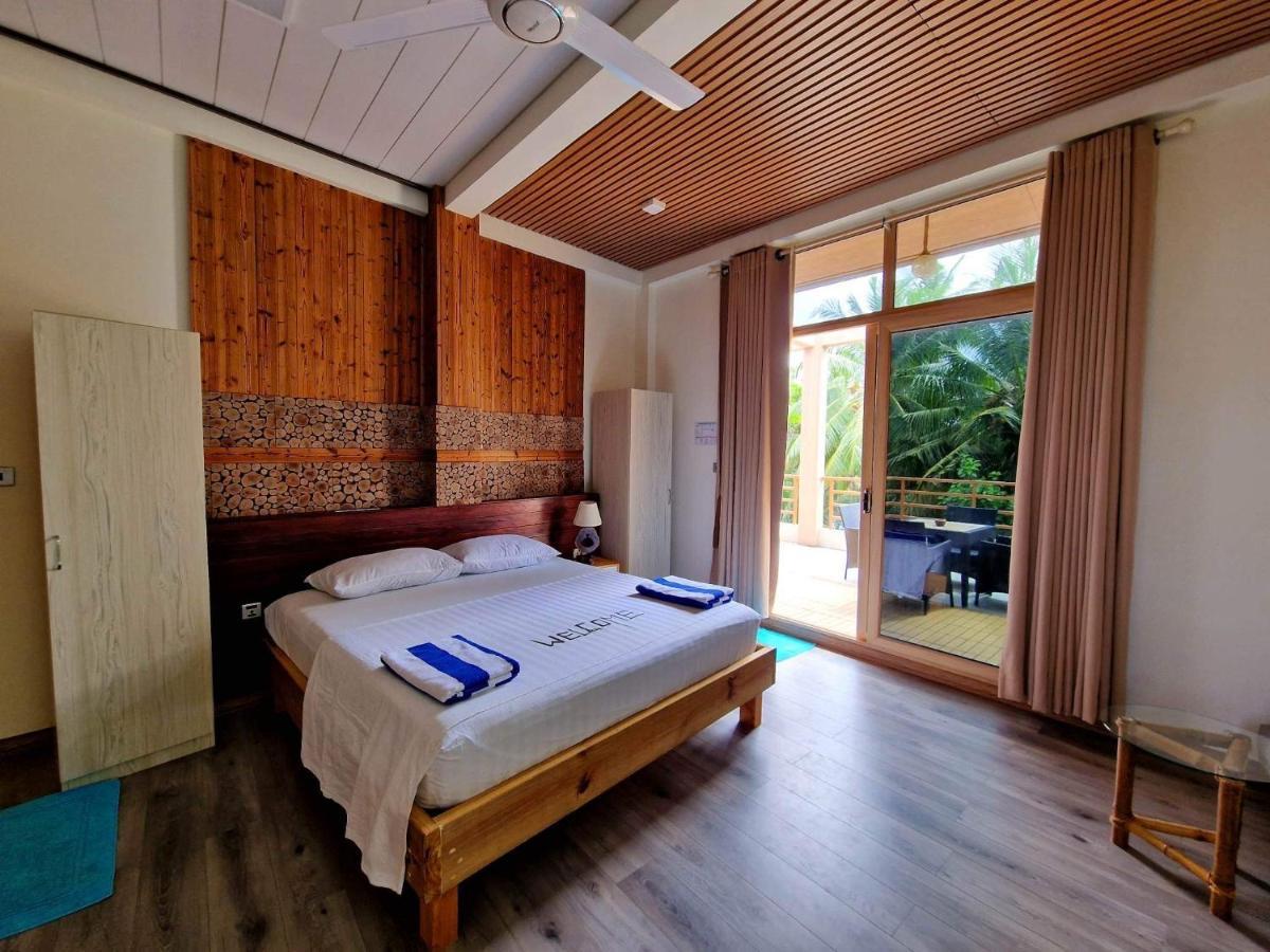 Finolhu Beach Guest House Феліду Екстер'єр фото
